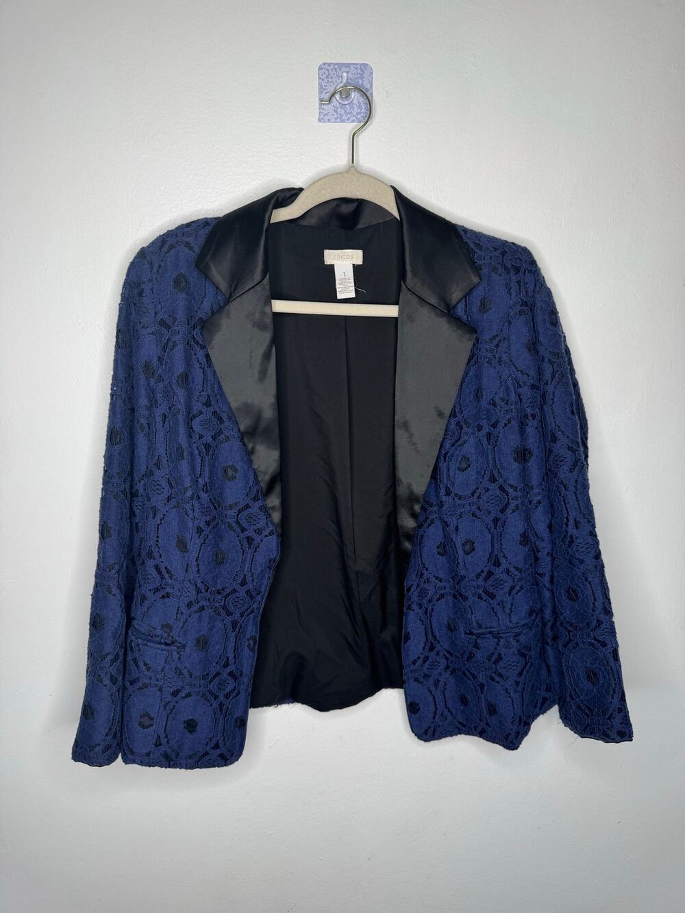Chico’s Blue Lace Lined Open Front Jacket – Size 1